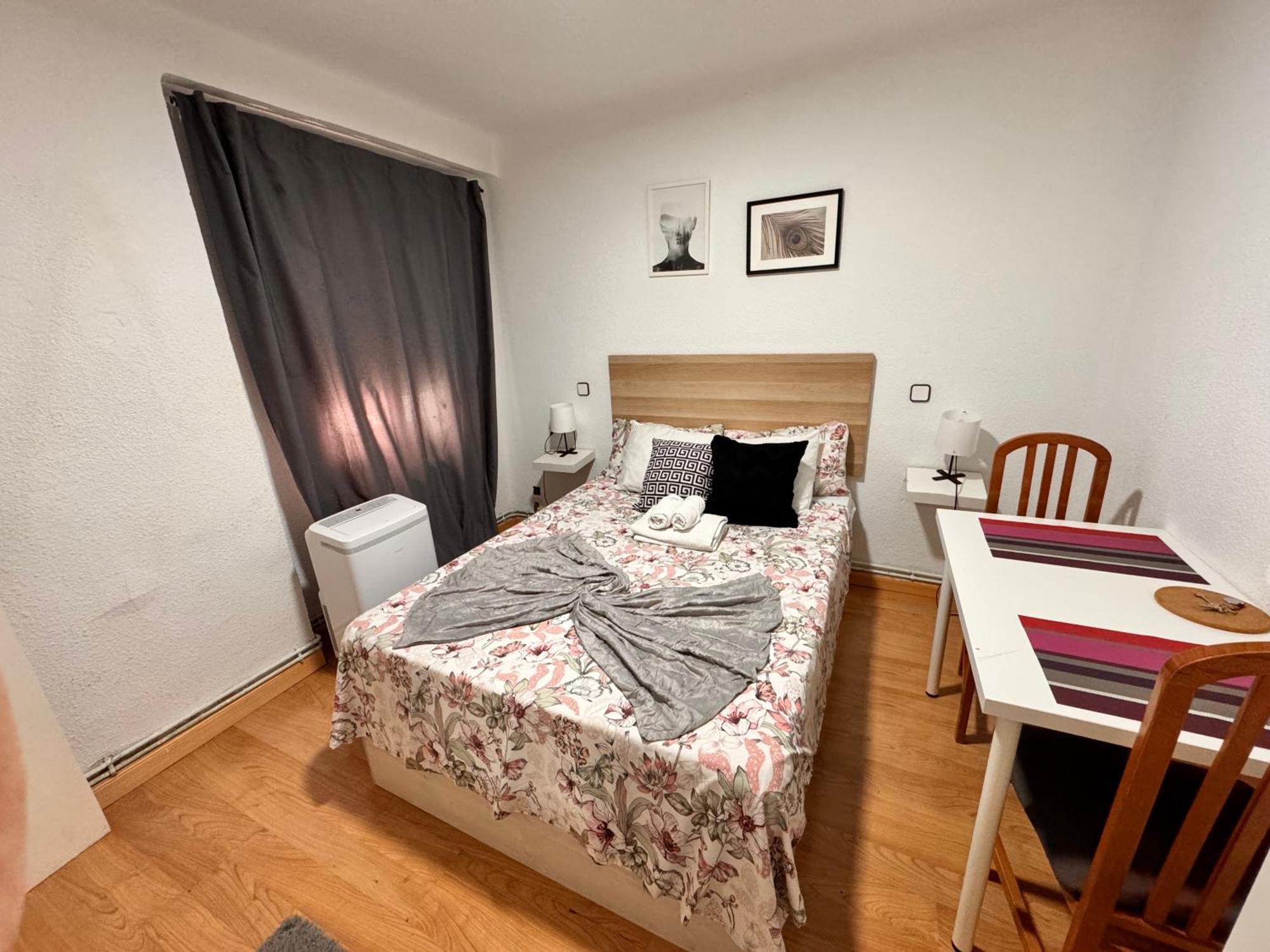 Habitacion Interior En Madrid Exterior photo